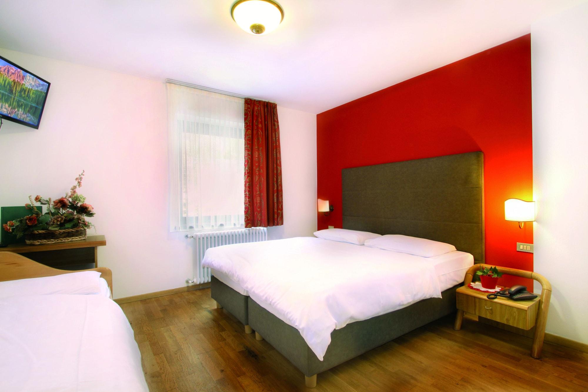 Hotel Il Caminetto Sport Каназей Екстериор снимка