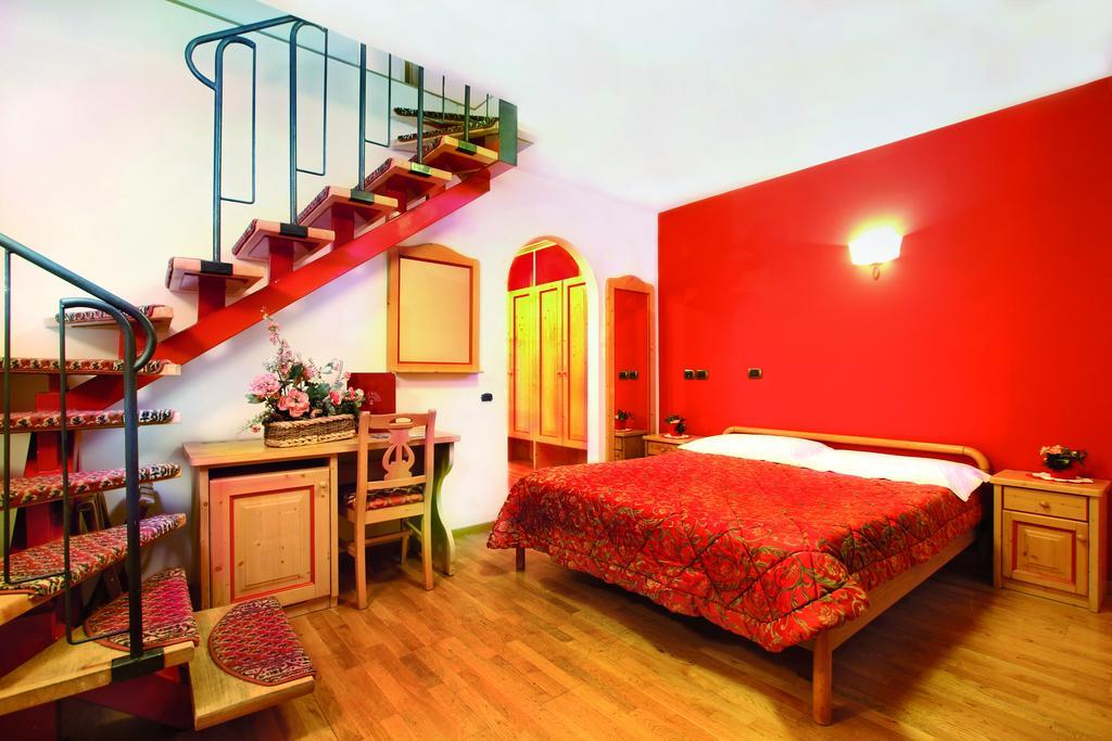 Hotel Il Caminetto Sport Каназей Екстериор снимка