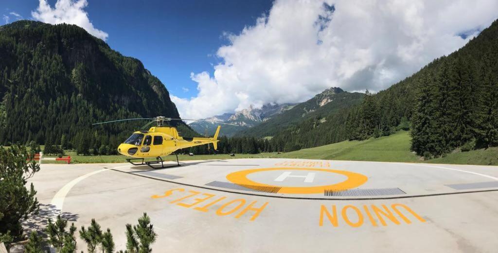 Hotel Il Caminetto Sport Каназей Екстериор снимка
