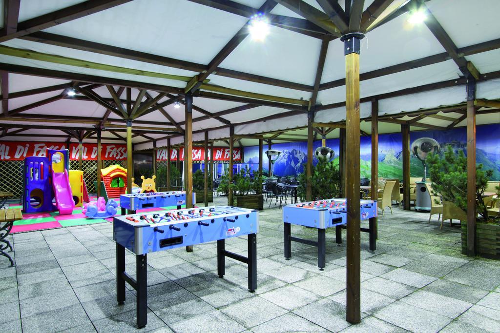 Hotel Il Caminetto Sport Каназей Екстериор снимка