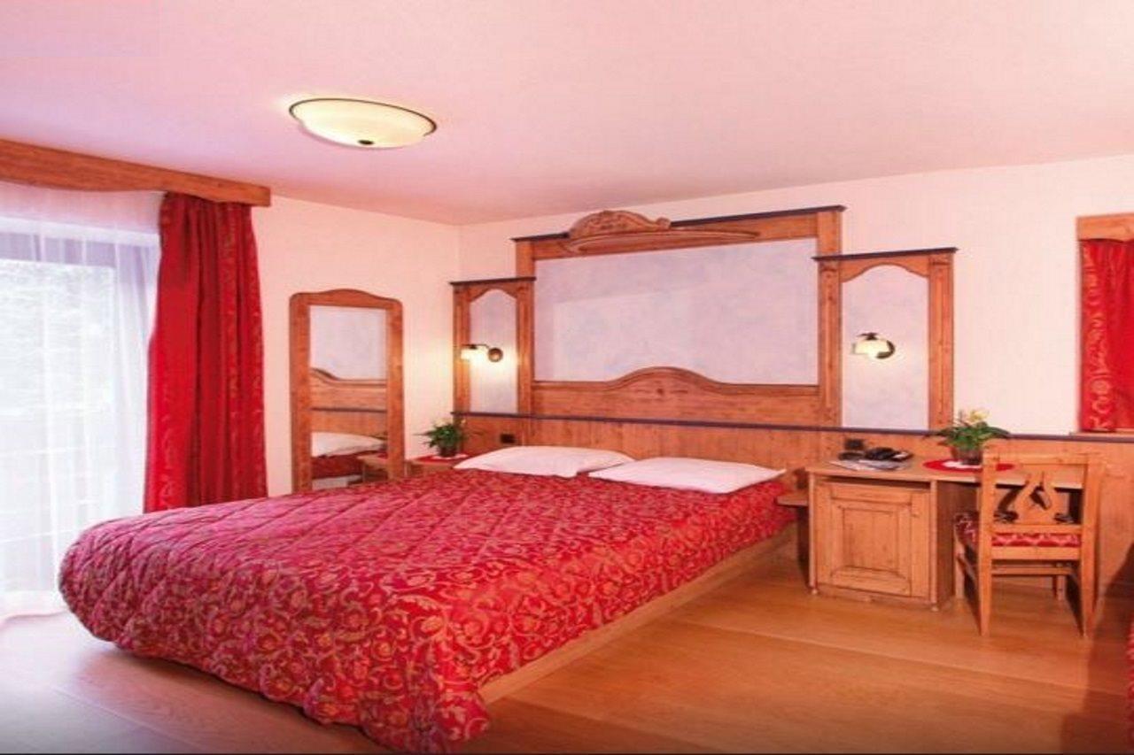 Hotel Il Caminetto Sport Каназей Екстериор снимка